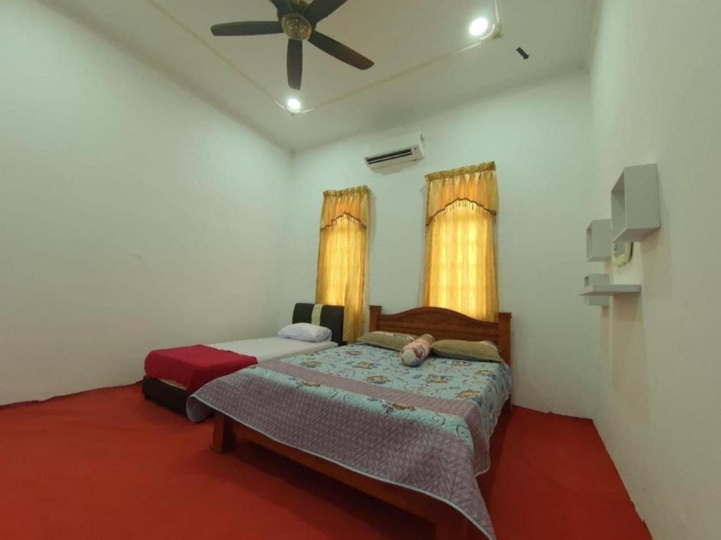 Oyo 90404 Hotel Z Dirgahayu 313 Pasir Mas 外观 照片