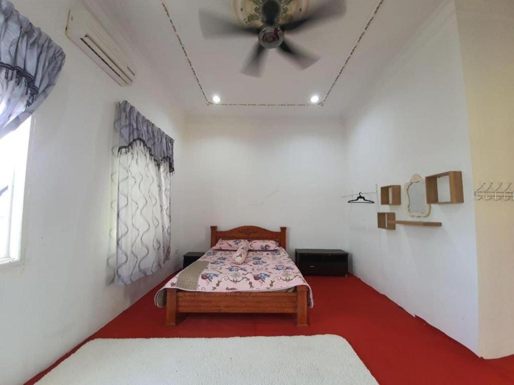 Oyo 90404 Hotel Z Dirgahayu 313 Pasir Mas 外观 照片