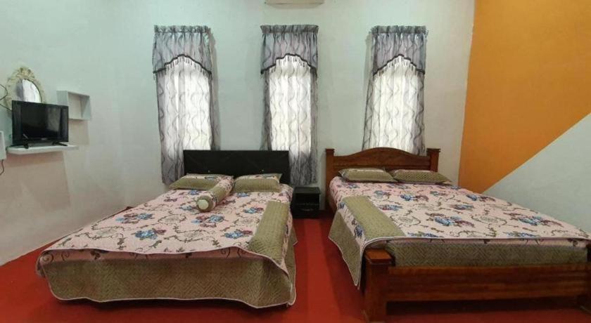 Oyo 90404 Hotel Z Dirgahayu 313 Pasir Mas 外观 照片