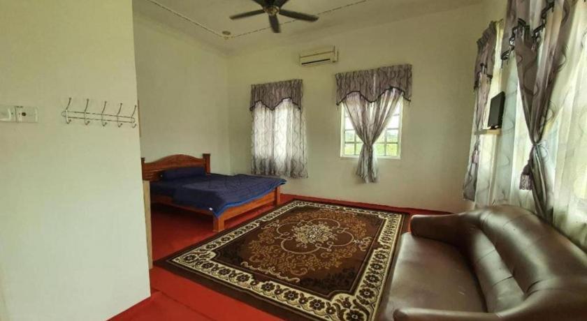 Oyo 90404 Hotel Z Dirgahayu 313 Pasir Mas 外观 照片